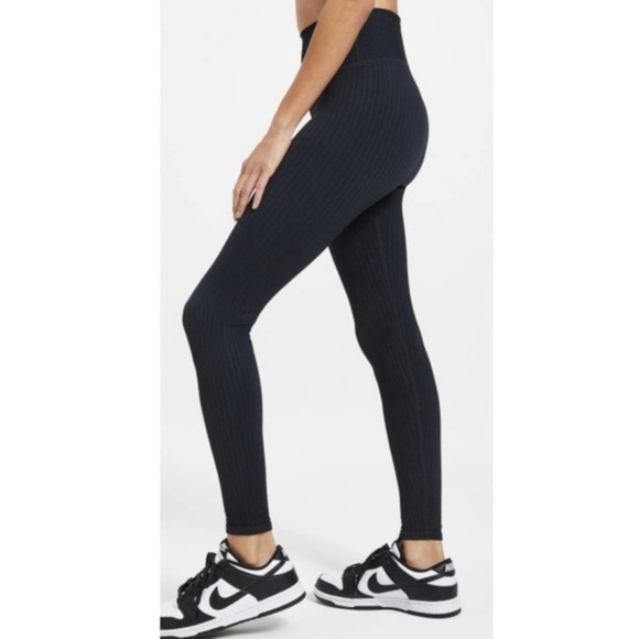 Good American New! High Waisted Shine Ribbed Athletic Leggings - Picture 1 of 5